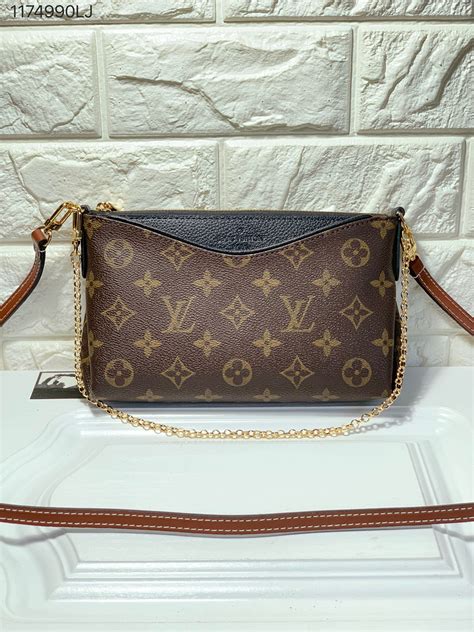 louis vuitton crossbody chain|louis vuitton lv.